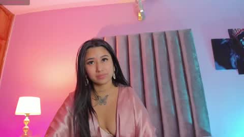 Snapshot of isabella_flowerss chatting on 14, 9, 2025   online show from 14, 9, 2025