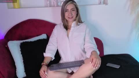   online show from 20, 5, 2026