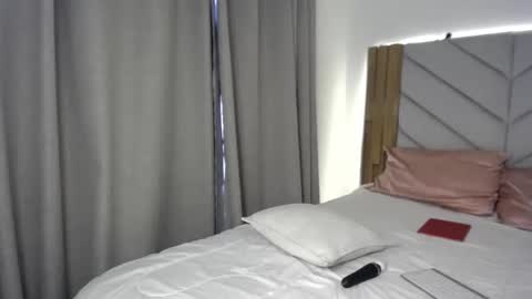 Isabella online show from 18, 3, 2026