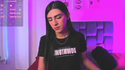 Snapshot of isabella_moon9 chatting on 2, 4, 2026 Isabella Moon9 online show from 2, 4, 2026