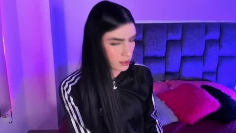 Snapshot of isabella_moon9 chatting on 16, 4, 2026 Isabella Moon9 online show from 16, 4, 2026