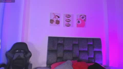 Snapshot of isabella_moon9 chatting on 23, 4, 2026 Isabella Moon9 online show from 23, 4, 2026