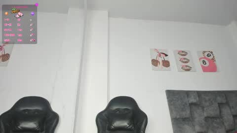 Snapshot of isabella_moon9 chatting on 19, 5, 2026 Isabella Moon9 online show from 19, 5, 2026