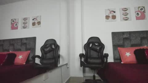 Snapshot of isabella_moon9 chatting on 22, 5, 2026 Isabella Moon9 online show from 22, 5, 2026