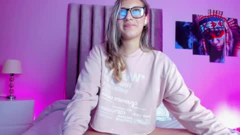 Snapshot of isabella_rross chatting on 25, 2, 2025 Isabella Rros online show from 25, 2, 2025