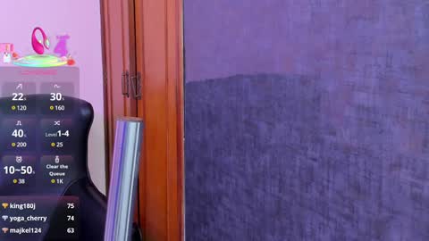 Snapshot of isabella_santos1 chatting on 2, 3, 2025 Isabella online show from 2, 3, 2025