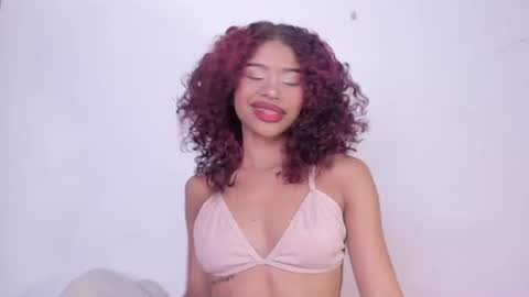 Snapshot of isabella_sex18 chatting on 23, 1, 2025 isabella online show from 23, 1, 2025