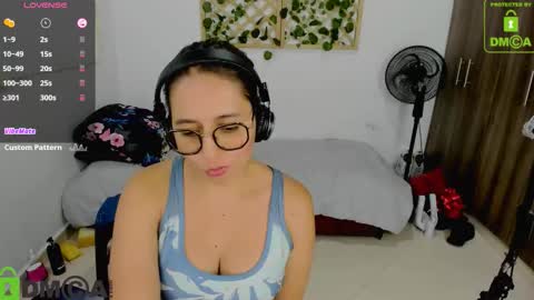 Isabella online show from 2, 12, 2025