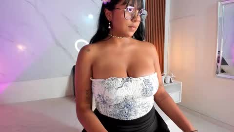 isabella zc online show from 9, 9, 2025