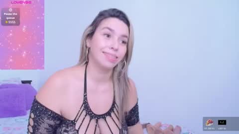 isabellaa_smith03 online show from 9, 6, 2026