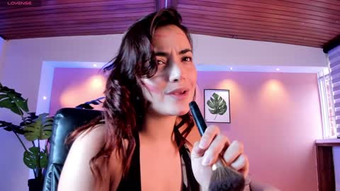 Snapshot of isabellaajoness chatting on 17, 1, 2025 Isabella  Everyday From 0530 to 1430 Col Time online show from 17, 1, 2025