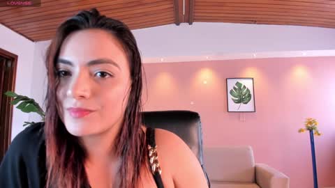 Snapshot of isabellaajoness chatting on 27, 1, 2025 Isabella  Everyday From 0530 to 1430 Col Time online show from 27, 1, 2025