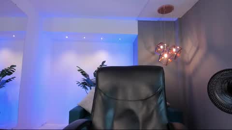 Snapshot of isabellaajoness chatting on 10, 3, 2025 Isabella  Everyday From 0530 to 1430 Col Time online show from 10, 3, 2025