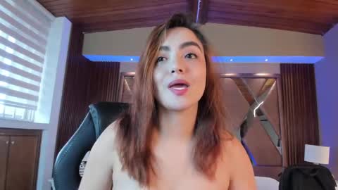 Snapshot of isabellaajoness chatting on 24, 9, 2025 Isabella  Everyday From 0530 to 1430 Col Time online show from 24, 9, 2025