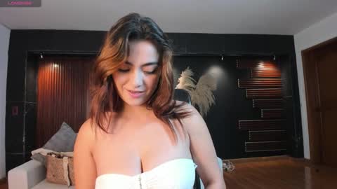 Snapshot of isabellaajoness chatting on 21, 10, 2025 Isabella  Everyday From 0530 to 1430 Col Time online show from 21, 10, 2025