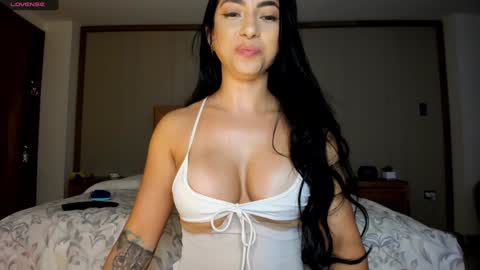 ISABEL online show from 4, 12, 2024