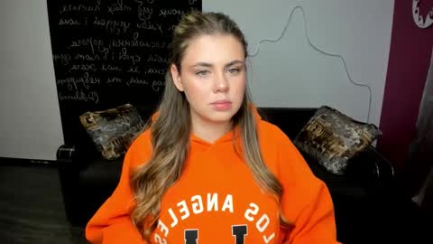 Snapshot of isabellabler chatting on 21, 10, 2025 isabellabler online show from 21, 10, 2025