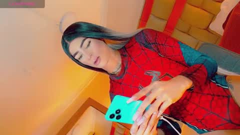 isabellagirs online show from 12, 10, 2025