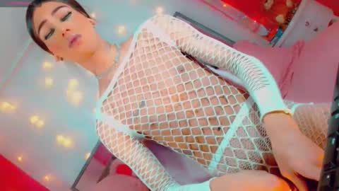 isabellagirs online show from 16, 11, 2025