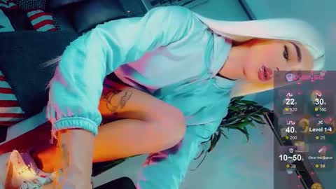 isabellagirs online show from 14, 5, 2026