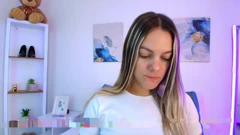Isabella  online show from 5, 5, 2026