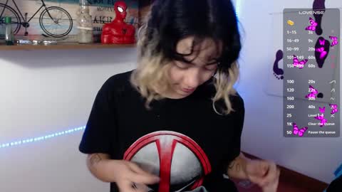 Snapshot of isabellakoff chatting on 20, 1, 2025 Tati - online show from 20, 1, 2025