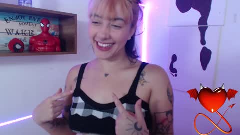 Snapshot of isabellakoff chatting on 6, 3, 2025 Tati - online show from 6, 3, 2025