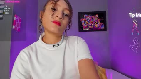 Snapshot of isabellaspencer chatting on 30, 10, 2025 Isabella online show from 30, 10, 2025