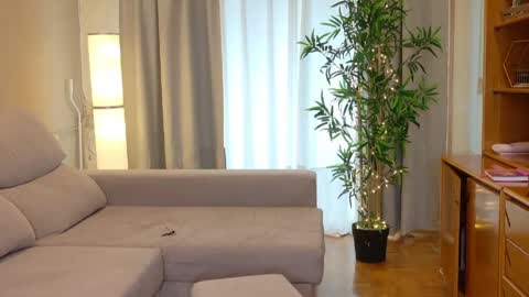 Snapshot of isabellauribe chatting on 9, 5, 2026 isabellauribe online show from 9, 5, 2026
