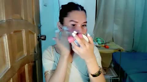 Snapshot of isabelle_amore chatting on 6, 5, 2026 Ysa online show from 6, 5, 2026