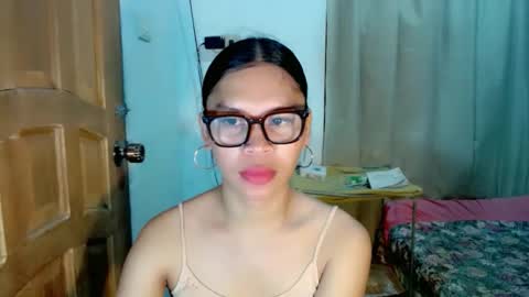 Snapshot of isabelle_amore chatting on 7, 6, 2026 Ysa online show from 7, 6, 2026