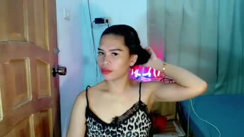 Snapshot of isabelle_amore chatting on 24, 6, 2026 Ysa online show from 24, 6, 2026