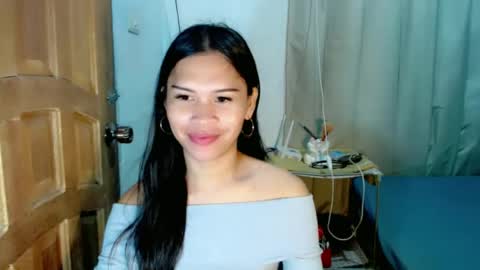 Snapshot of isabelle_amore chatting on 30, 6, 2026 Ysa online show from 30, 6, 2026