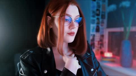 Snapshot of isabelle_stern chatting on 27, 1, 2025 Madame Isabelle online show from 27, 1, 2025