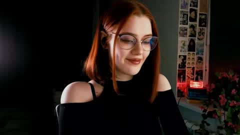 Snapshot of isabelle_stern chatting on 22, 2, 2025 Madame Isabelle online show from 22, 2, 2025
