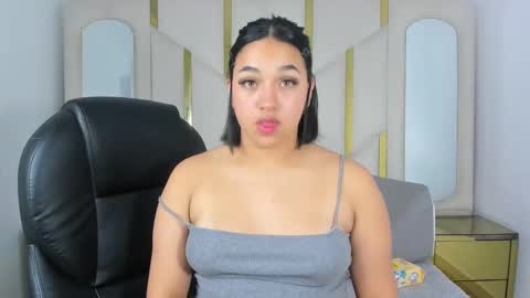 Snapshot of isabellrodriguez18 chatting on 7, 11, 2025 isabellrodriguez18 online show from 7, 11, 2025