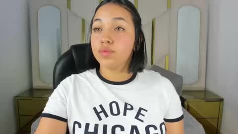 Snapshot of isabellrodriguez18 chatting on 8, 11, 2025 isabellrodriguez18 online show from 8, 11, 2025