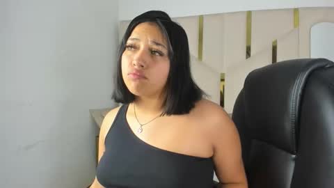 Snapshot of isabellrodriguez18 chatting on 2, 12, 2025 isabellrodriguez18 online show from 2, 12, 2025