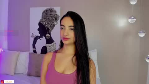 Isa Monroee  online show from 12, 2, 2025