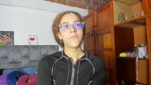Snapshot of isangel_ chatting on 23, 9, 2025 Isabela  online show from 23, 9, 2025