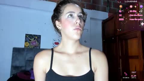 Snapshot of isangel_ chatting on 25, 10, 2025 Isabela  online show from 25, 10, 2025