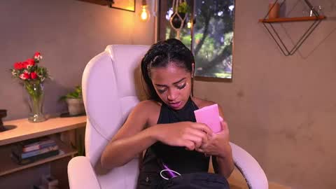 Isa Isabella online show from 6, 10, 2025