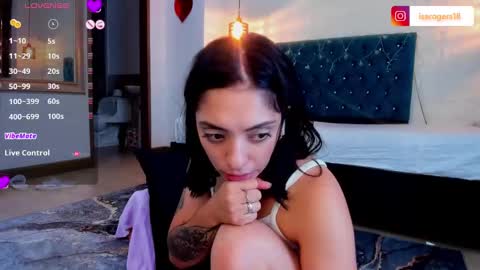 Snapshot of isarogers_dl chatting on 11, 3, 2025 isabel online show from 11, 3, 2025
