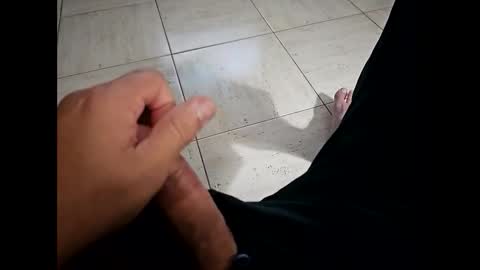 Snapshot of iscrewinutibolt chatting on 17, 1, 2025 Carlos online show from 17, 1, 2025