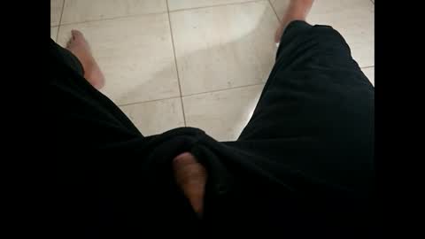 Snapshot of iscrewinutibolt chatting on 19, 1, 2025 Carlos online show from 19, 1, 2025