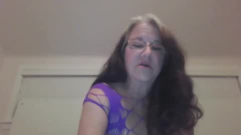 Iseestarz420 online show from 23, 12, 2024