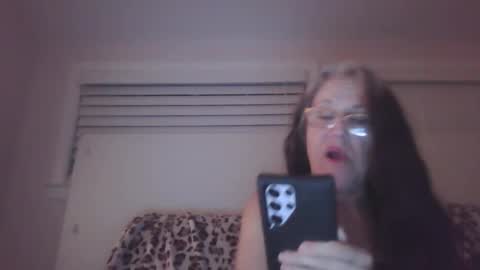 Iseestarz420 online show from 1, 1, 2025