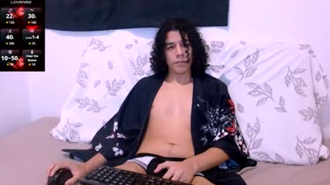 Snapshot of isidroglasc chatting on 11, 7, 2026 Isidro online show from 11, 7, 2026