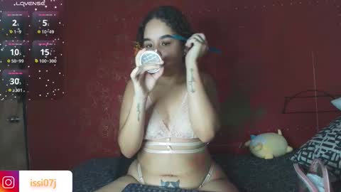 Isis Blade online show from 17, 10, 2025