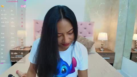 Snapshot of isis_choi chatting on 25, 3, 2026 Isis Choi online show from 25, 3, 2026